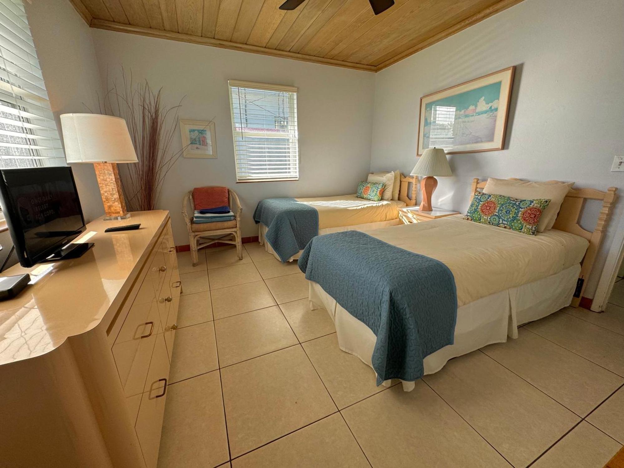 The Grove Beach Condominiums Delray Beach Exterior foto